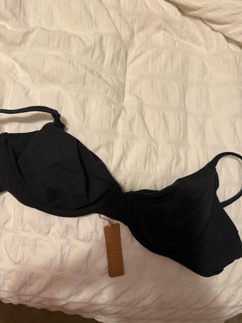 SKIMS Black Molded Underwire Bra